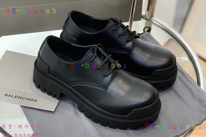 NEW 발렌시아가 신발 신상 B 558803
