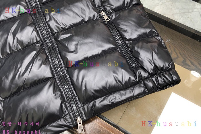 NEW 몽클레어 패딩조끼 신상 M 288695
