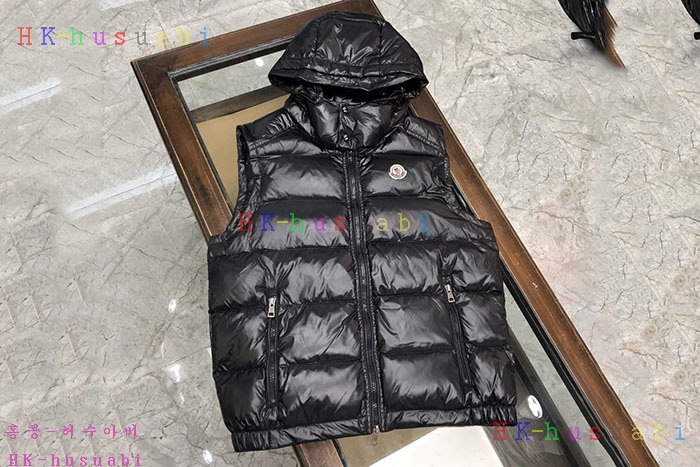 NEW 몽클레어 패딩조끼 신상 M 288695