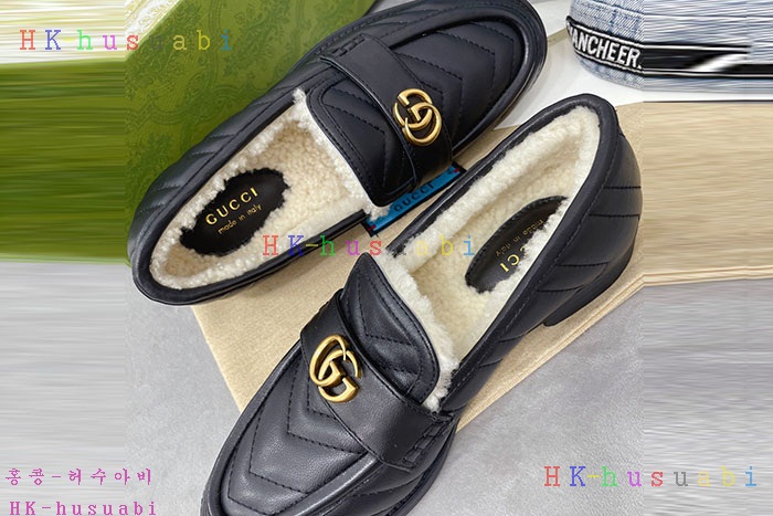 NEW 구찌 로퍼 신상 GU 114570