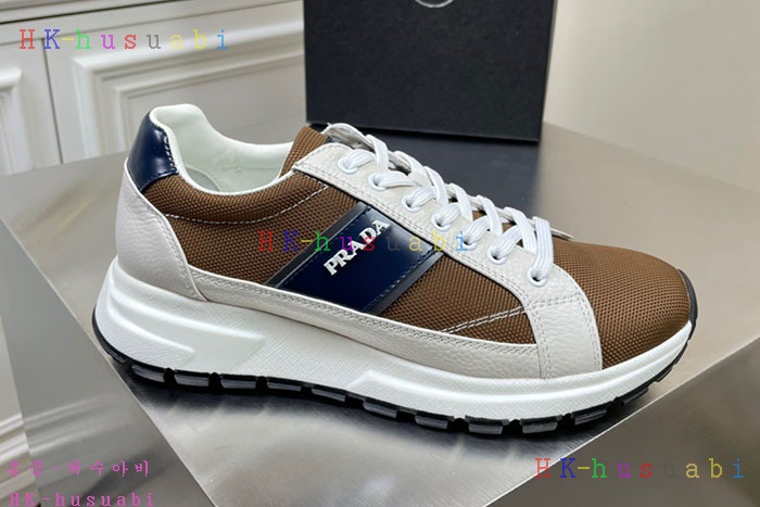 NEW 프라다 스니커즈 신상 P 336701