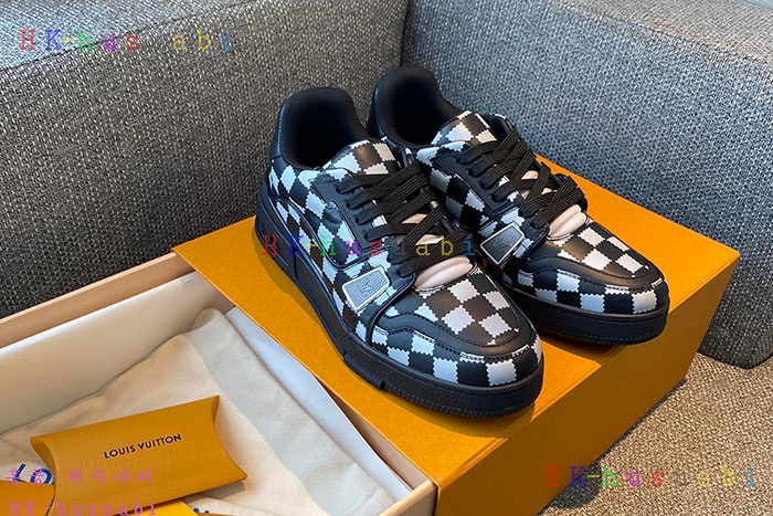 NEW 루이비통 스니커즈 신상 LV 225502