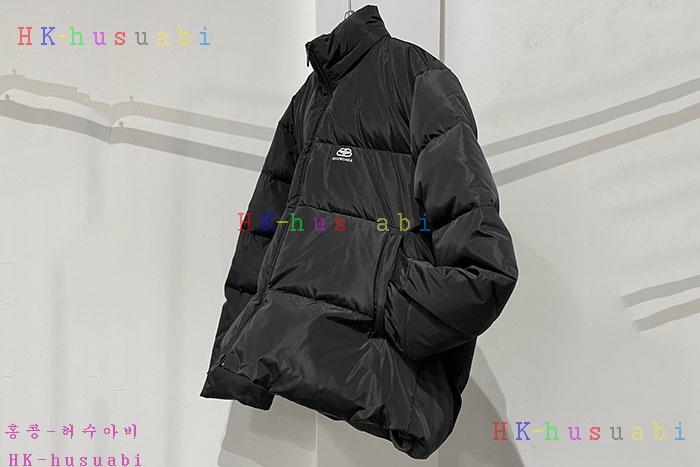 NEW 발렌시아가 패딩 신상 B 4524115