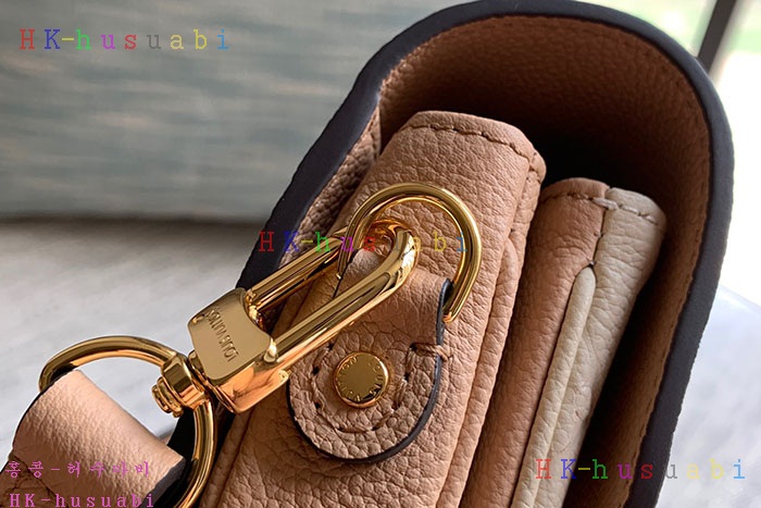 ★미러급★ 2019SS 루이비통 포쉐트 메티스 LV M44300