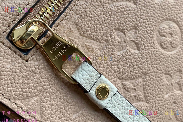 ★미러급★ 2019SS 루이비통 포쉐트 메티스 LV M44300