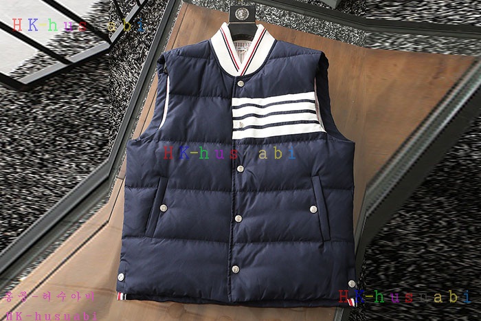 NEW 톰브라운 패딩조끼 신상 TB 225001