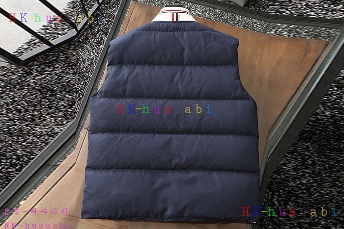 NEW 톰브라운 패딩조끼 신상 TB 225001