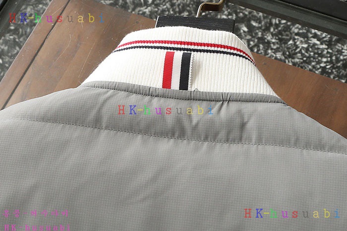 NEW 톰브라운 패딩조끼 신상 TB 225003