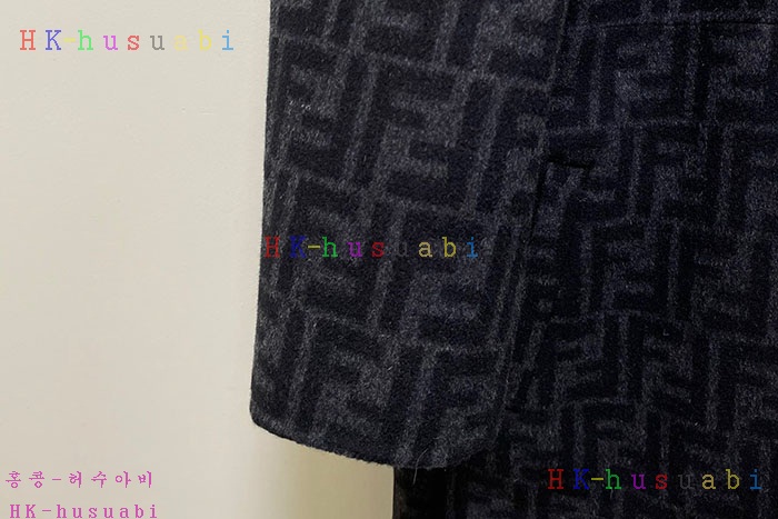 NEW 펜디 코트 신상 FD 3362504