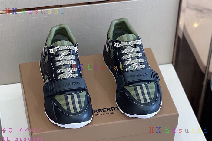 NEW 버버리 신발 신상 B 5525888