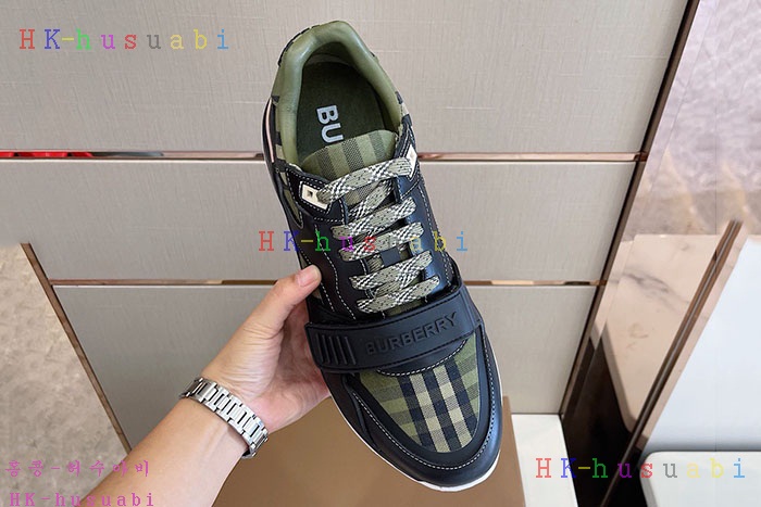 NEW 버버리 신발 신상 B 5525888