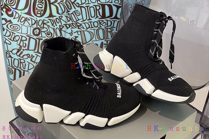NEW 발렌시아가 신발 신상 B 924551