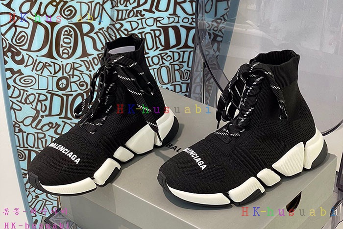 NEW 발렌시아가 신발 신상 B 924551