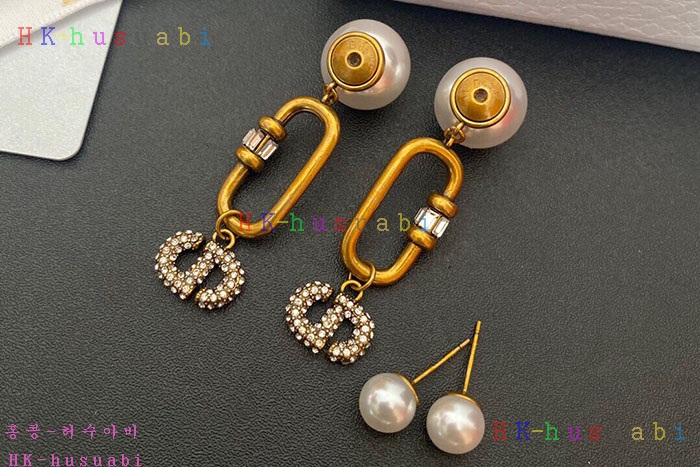 NEW 디올 귀걸이 신상 DR 572203