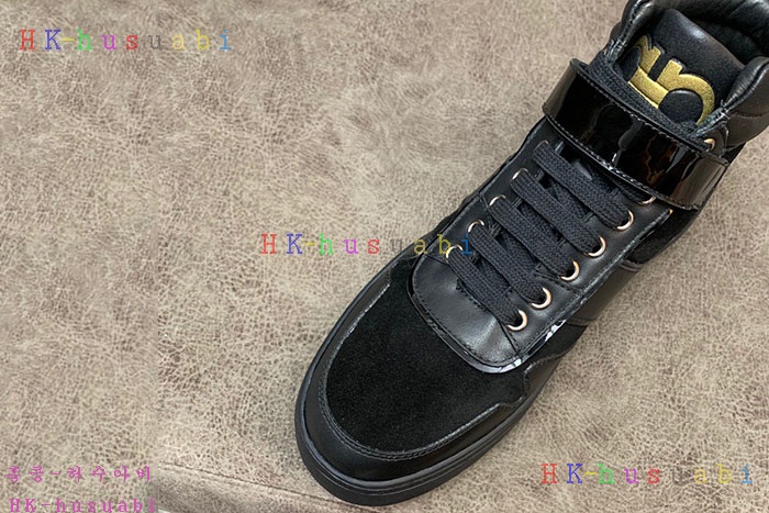 NEW 페라가모 스니커즈 신상 F 725546