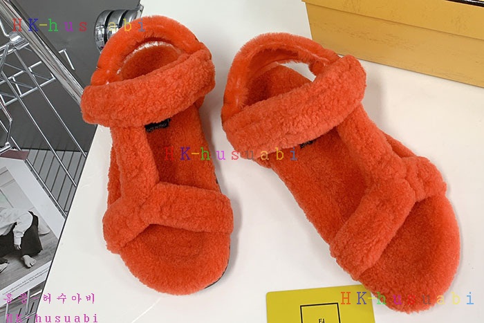 NEW 펜디 신발 신상 FD 328561