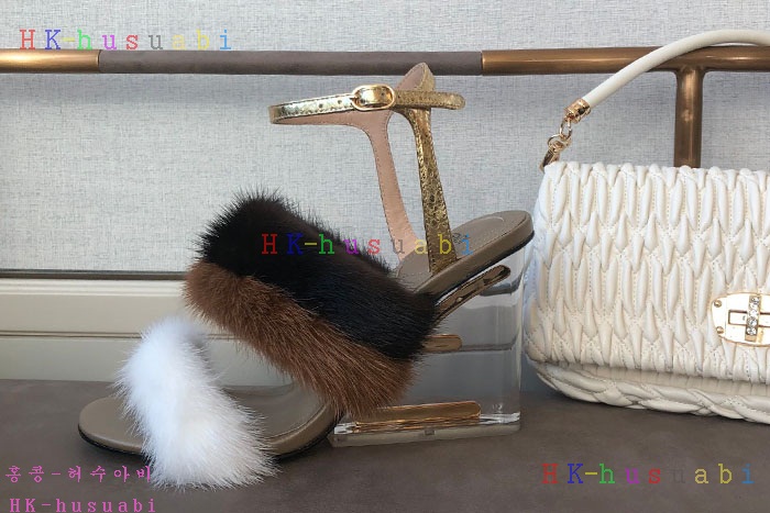 NEW 펜디 신발 신상 FD 328564