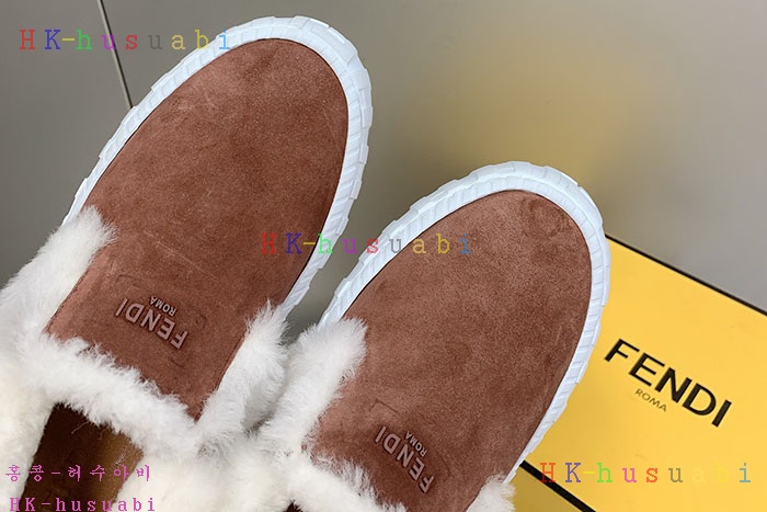 NEW 펜디 신발 신상 FD 328555