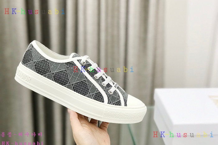 NEW  디올 스니커즈 신상 DR 566925
