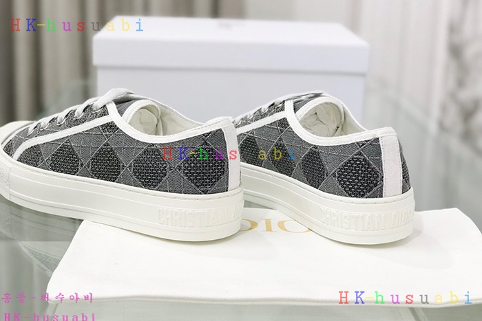 NEW  디올 스니커즈 신상 DR 566925