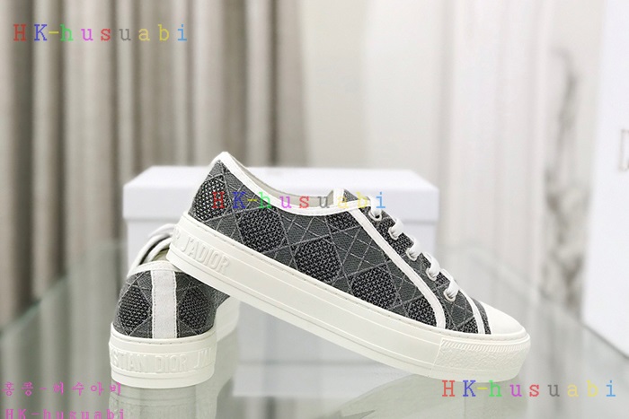 NEW  디올 스니커즈 신상 DR 566925
