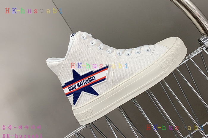 NEW  디올 스니커즈 신상 DR 566912