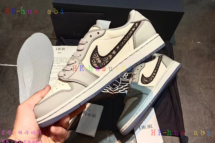NEW 디올 스니커즈 신상 DR 525510