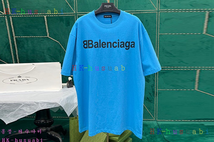 NEW 발렌시아가 반팔티 신상 B 6350013