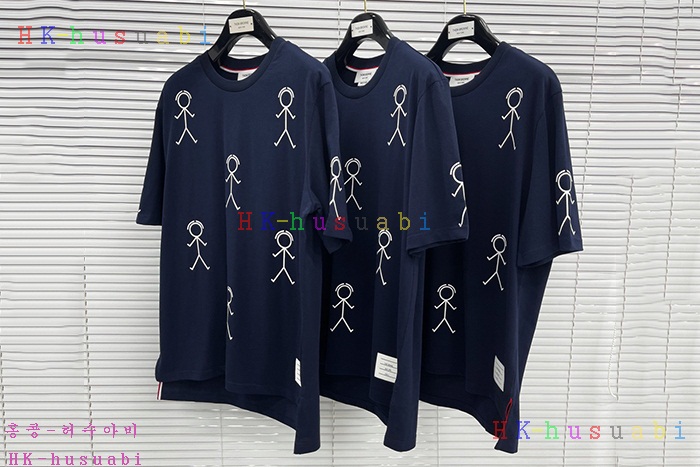 NEW 톰브라운 반팔티 신상 TB 527701