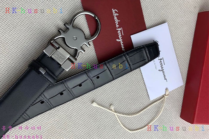 NEW 페라가모 벨트 신상 F 885704