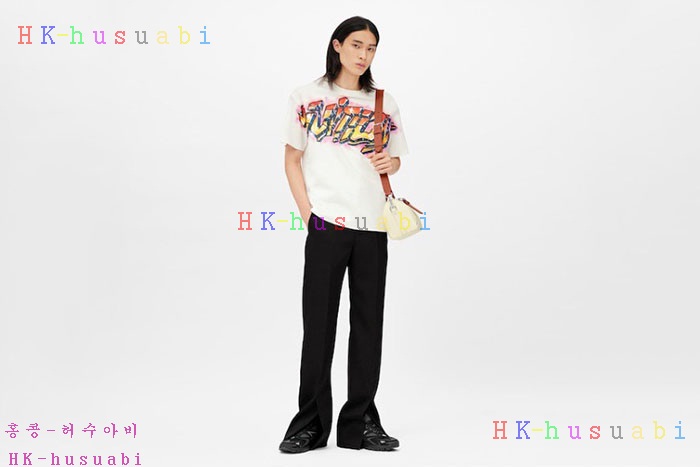 NEW 루이비통 반팔티 신상 LV 1125133