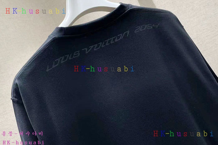NEW 루이비통 반팔티 신상 LV 1125135