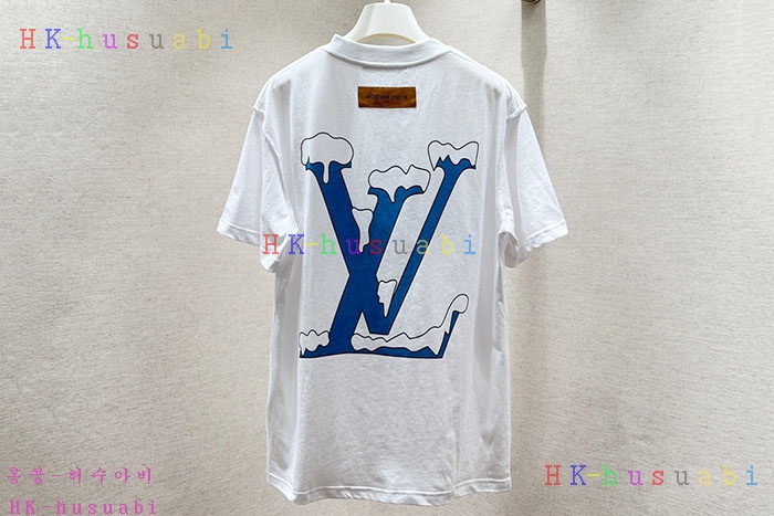 NEW 루이비통 반팔티 신상 LV 1125136
