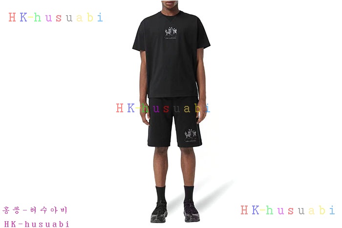 NEW 버버리 반팔티 신상 B 885245