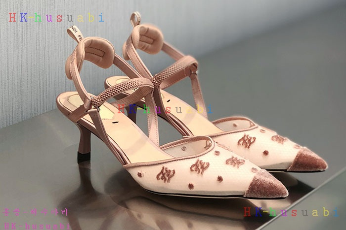 NEW 펜디 신발 신상 FD 556660