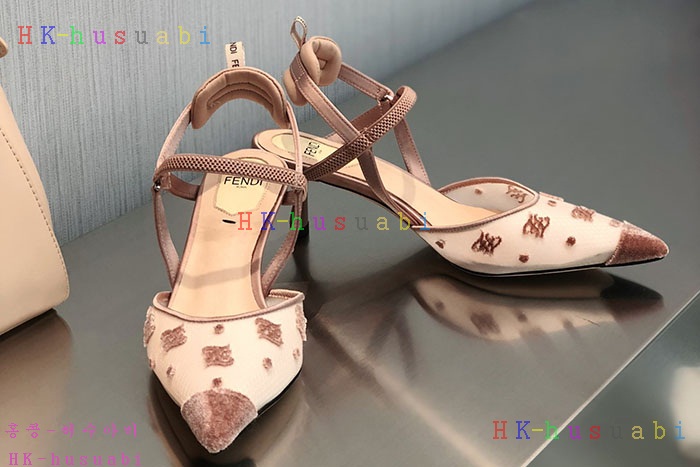 NEW 펜디 신발 신상 FD 556660