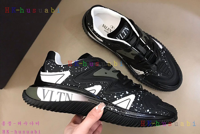 NEW 발렌티노 스니커즈 신상 V 999650