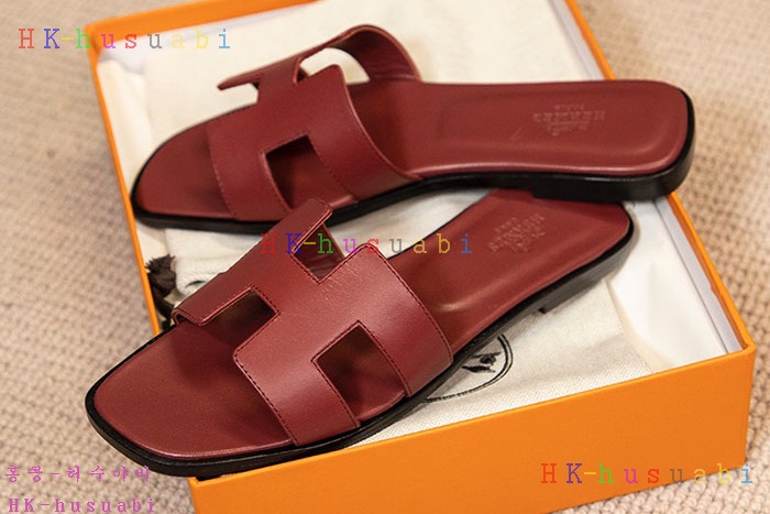 NEW 에르메스 샌들 신상 H 2425027