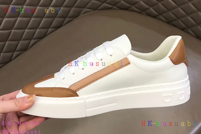 NEW 페라가모 스니커즈 신상 F 4424117