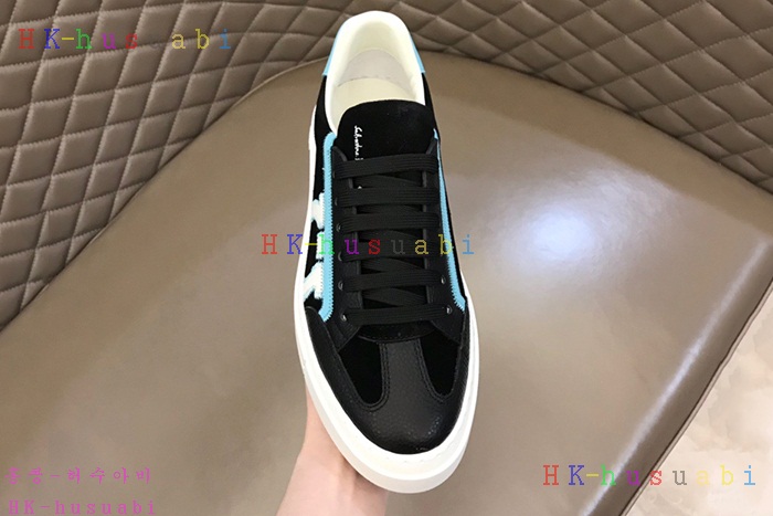 NEW 페라가모 스니커즈 신상 F 4424120