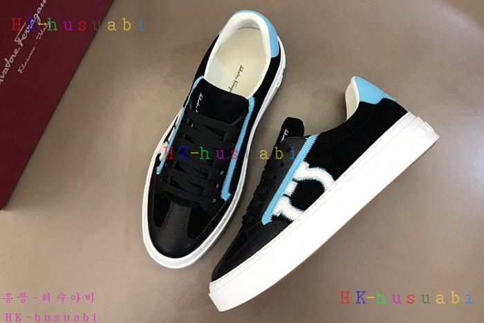 NEW 페라가모 스니커즈 신상 F 4424120