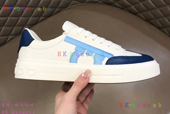 NEW 페라가모 스니커즈 신상 F 4424121