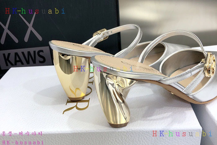 NEW 디올 신발 신상 DR 412209