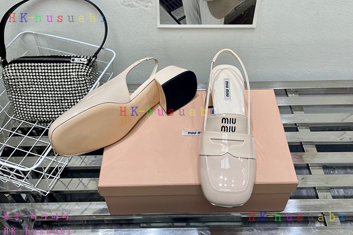 NEW 미우미우 신발 신상 M 554215
