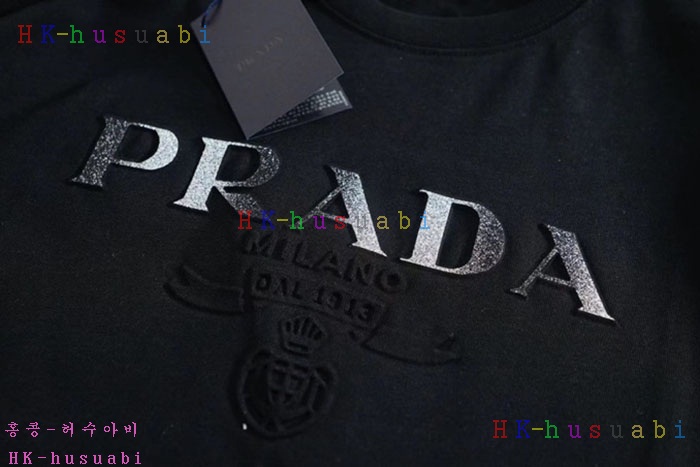 NEW 프라다 반팔티 신상 P 55722145