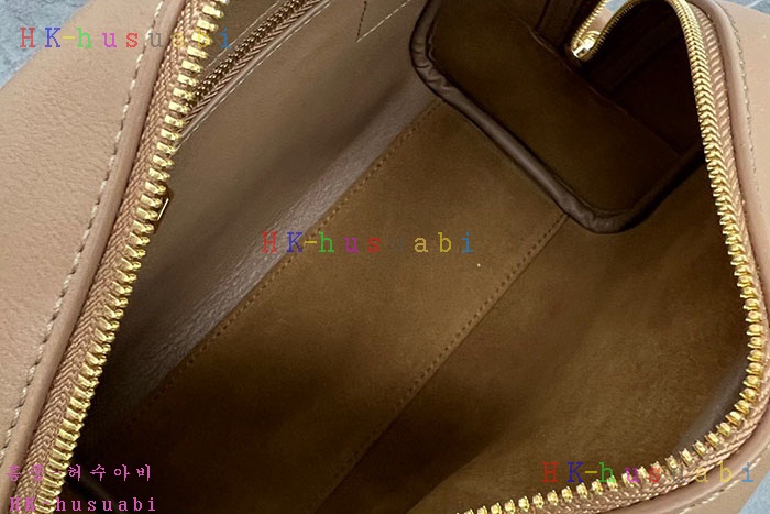 ★미러급★로에베 아마조나 19 토트 A039N10-5