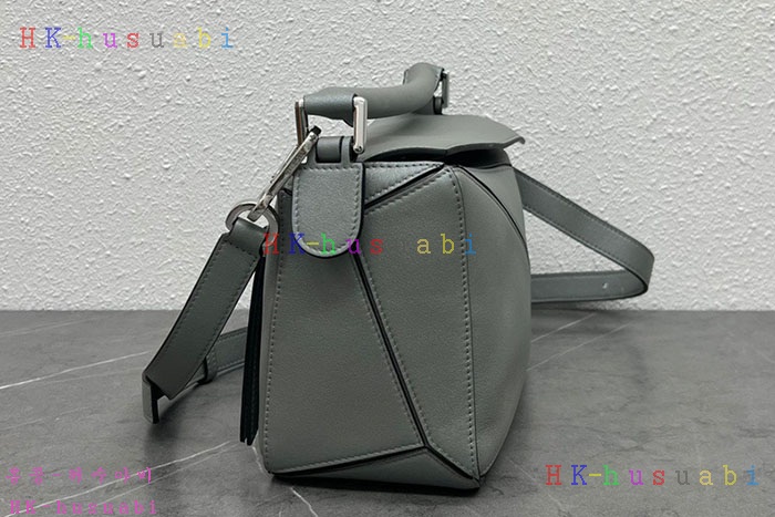 ★미러급★로에베 스몰 퍼즐백 LW29554
