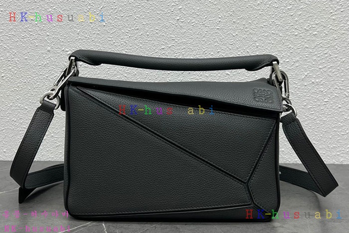 ★미러급★로에베 스몰 퍼즐백 LW29555