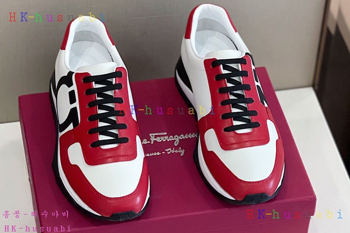 NEW 페라가모 스니커즈 신상 F 925103