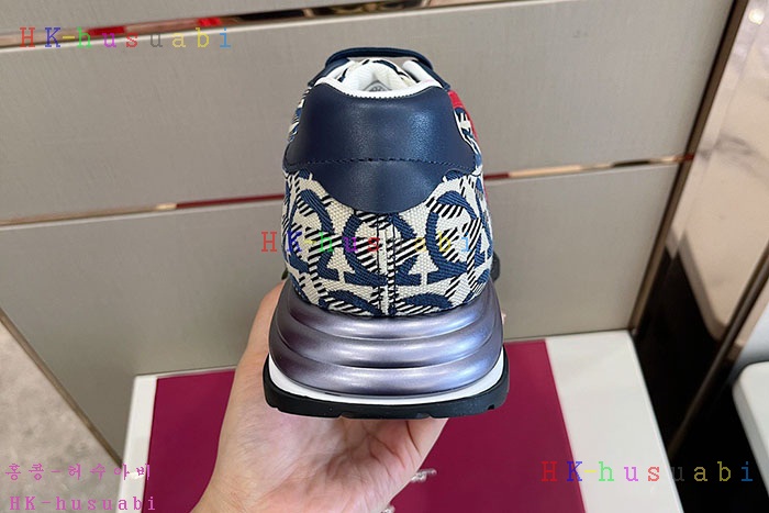 NEW 페라가모 스니커즈 신상 F 925110